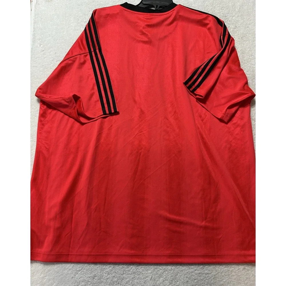NEW Adidas JW5881 Mens Size 2XL Red 3 Stripe Jacquard Soccer Jersey Shirt (E3)